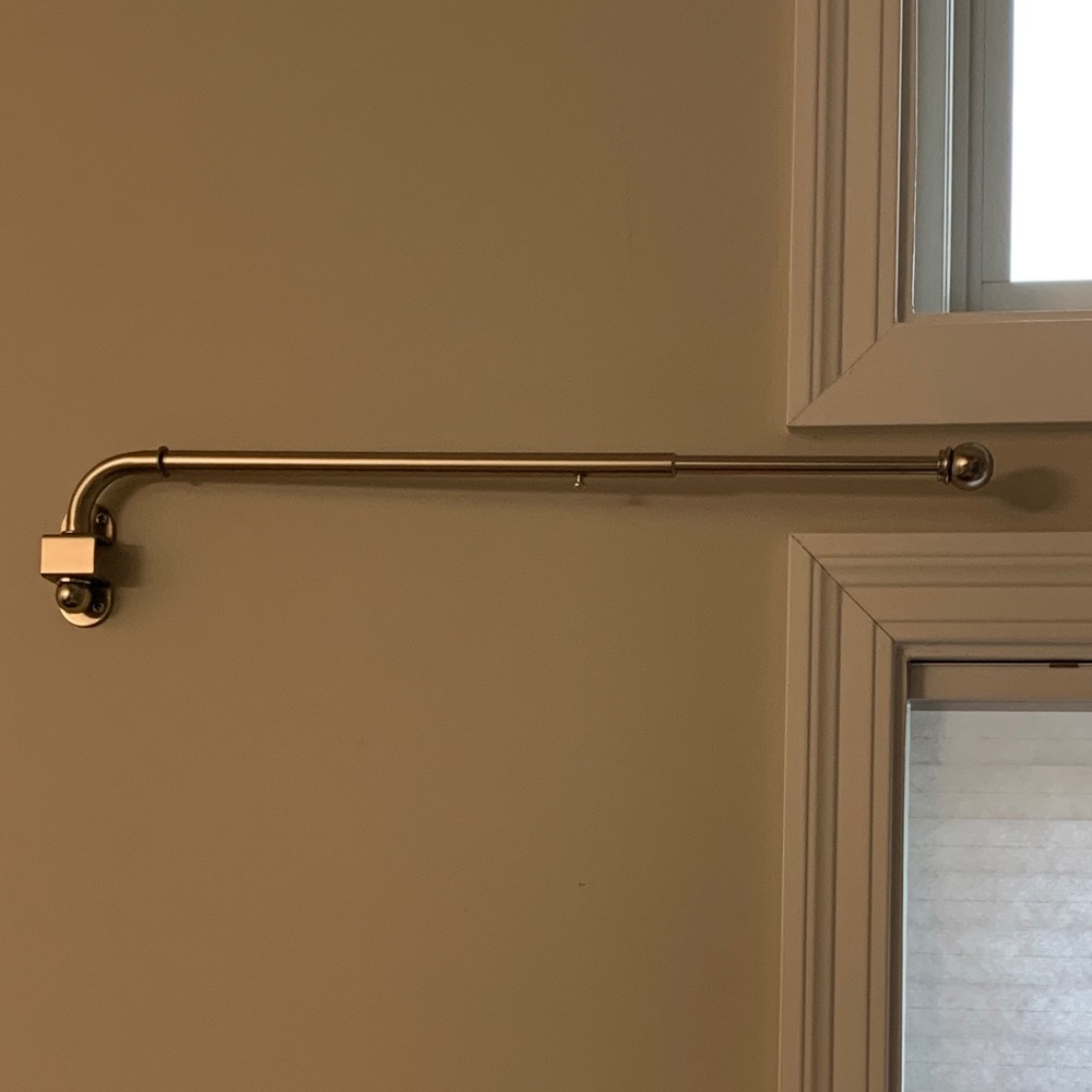Curtain rod set adjustable